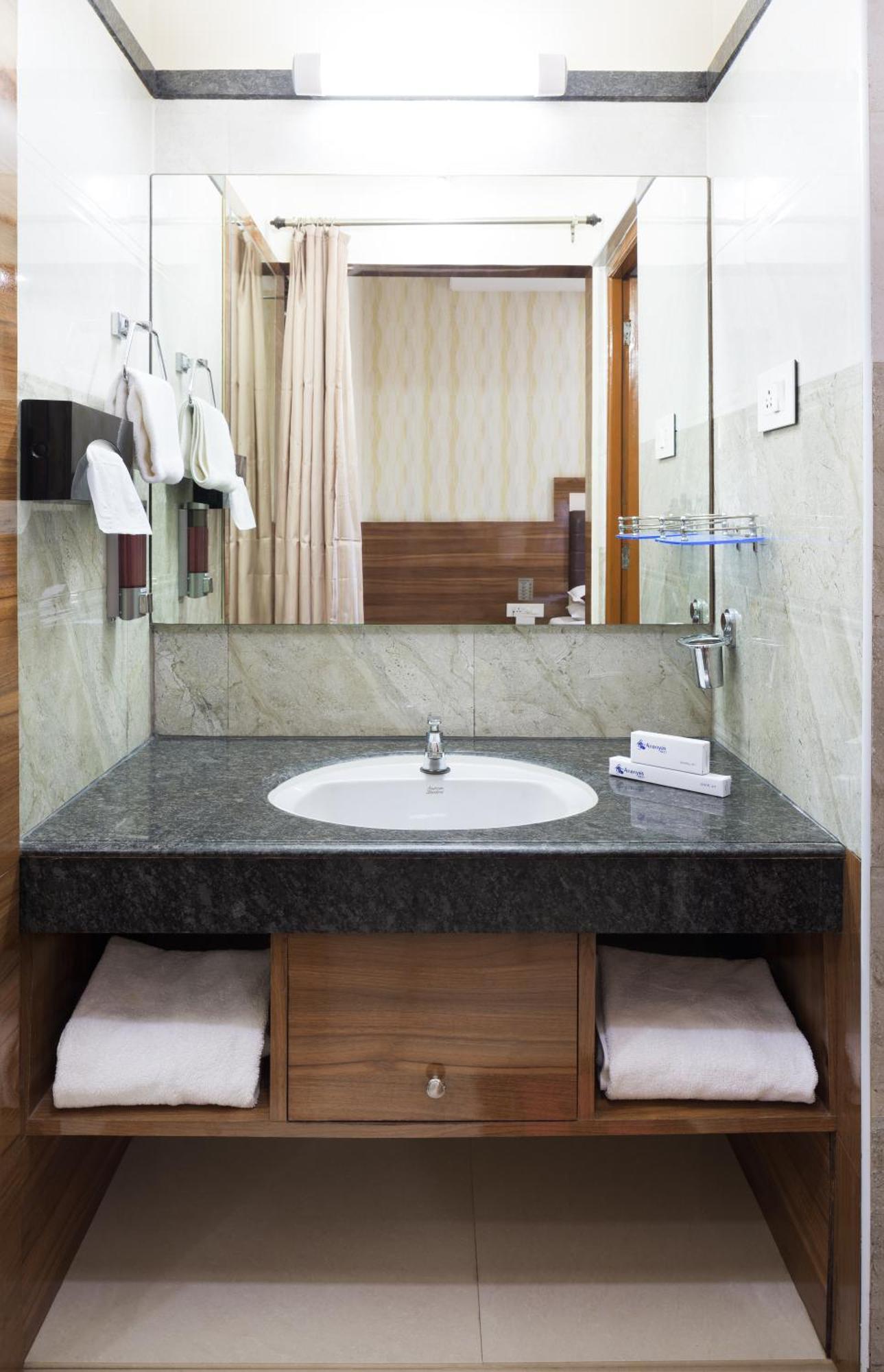 Ananyas Nest Hotel Coimbatore Ngoại thất bức ảnh